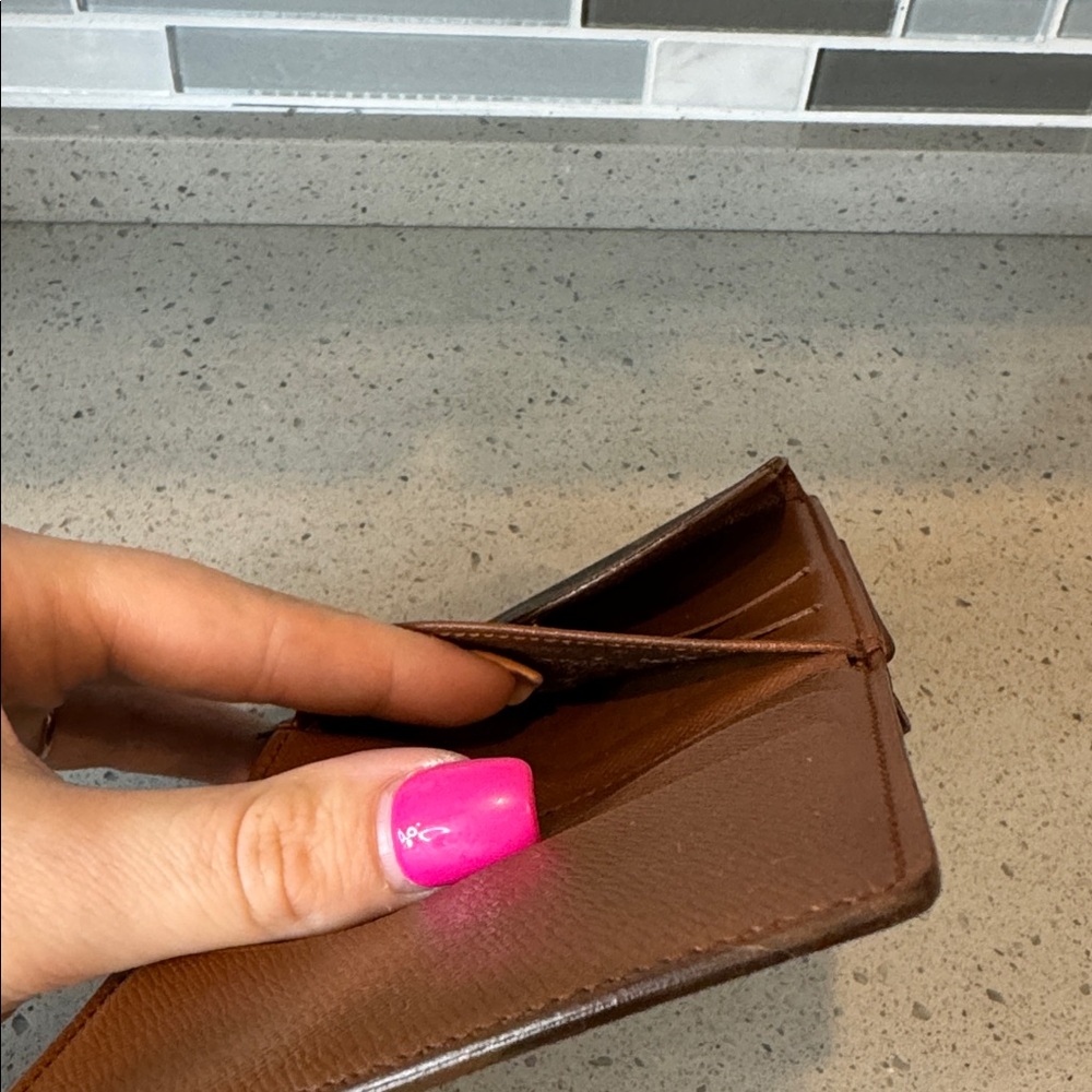 LOUIS VUITTON - Portefeuille Elise Monogram Compact Wallet - Picture 11 of 13